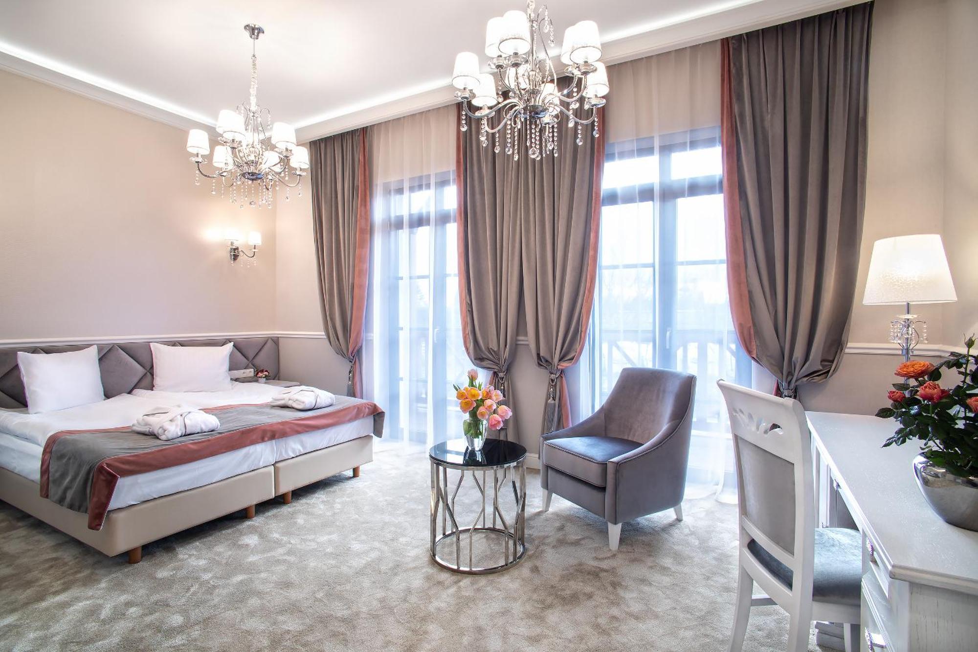 Boutique Odyseja & Spa Ciechocinek Eksteriør billede A room at the hotel