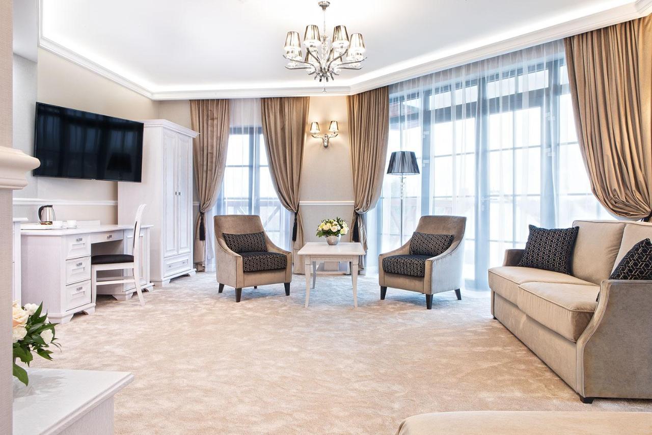 Boutique Odyseja & Spa Ciechocinek Eksteriør billede A suite at the hotel